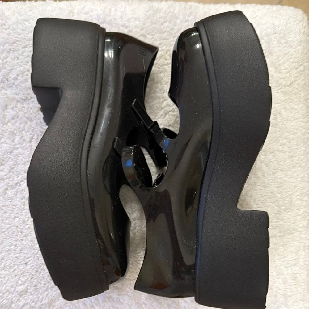 Melissa Black Flats with Classic Mary Jane platform - Picture 6 of 6